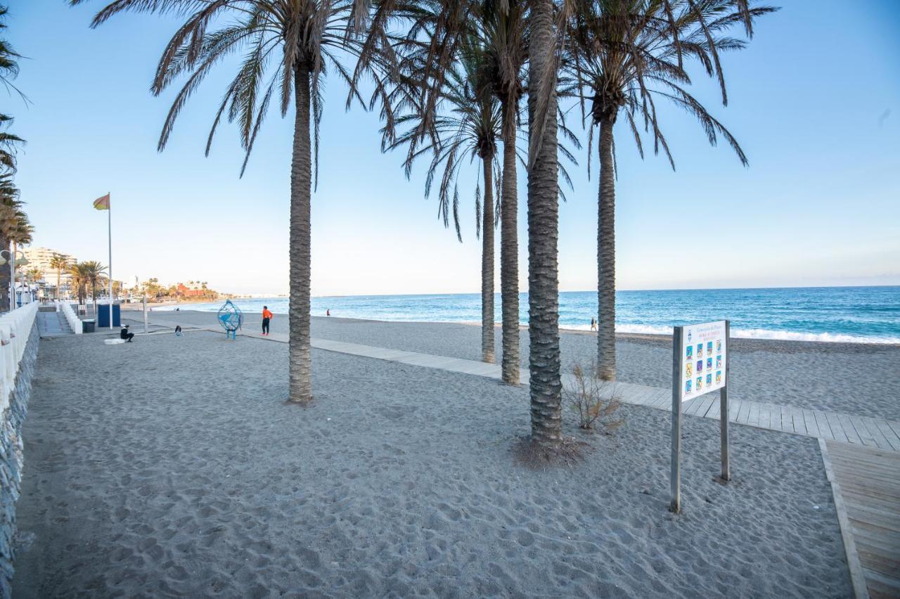 Modern Next To The Beach, Pets Friendly Lejlighed Benalmádena